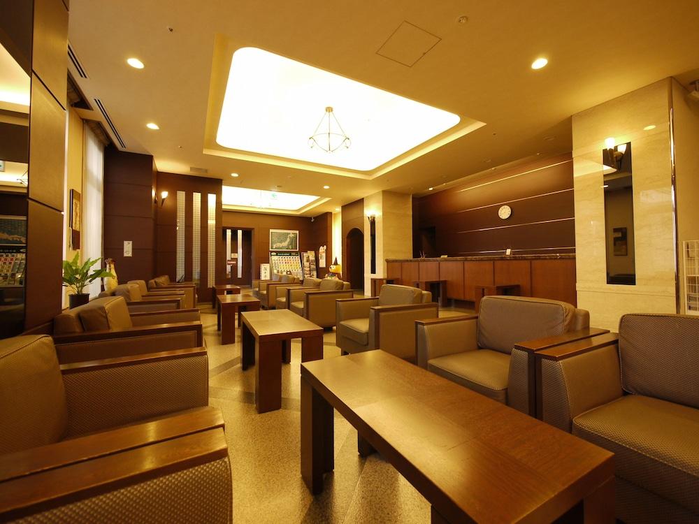 Hotel Route-Inn Higashimuroran Ekimae Екстер'єр фото