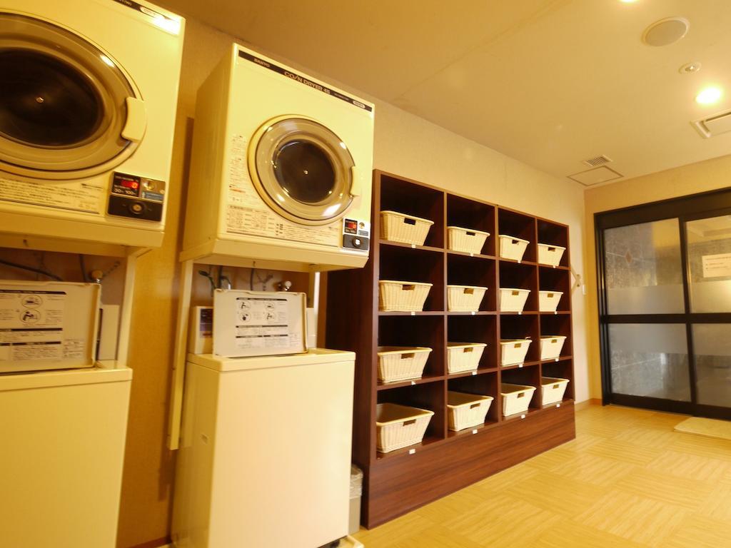 Hotel Route-Inn Higashimuroran Ekimae Екстер'єр фото